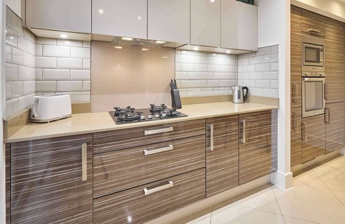 Geddington House | Modern Home in Quiet Environment