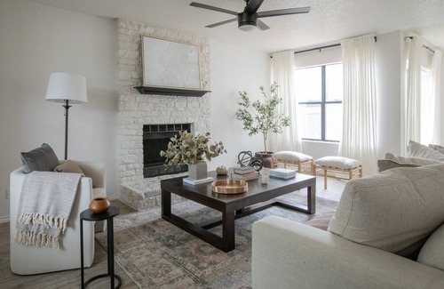Los Indios House | Modern home in quiet neighborhood - 19 minutes to downtown.