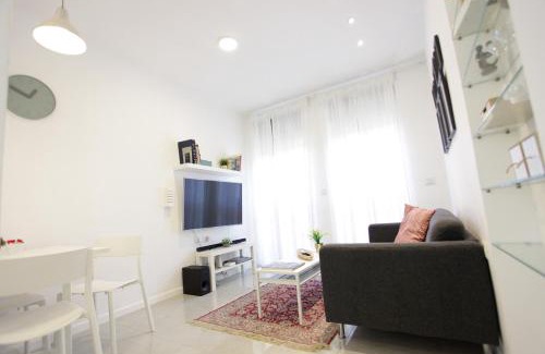 Nachlaot Apartment | Modern Home In The Heart of Nachlaot