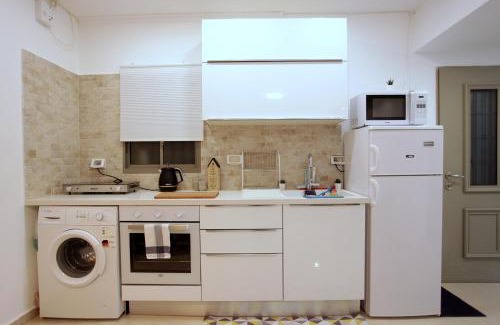 Nachlaot Apartment | Modern Home In The Heart of Nachlaot