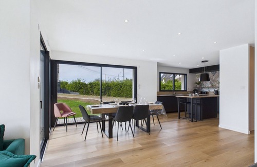 Plouguerneau Ski Chalet | Modern house for 8 at 400m from the beach