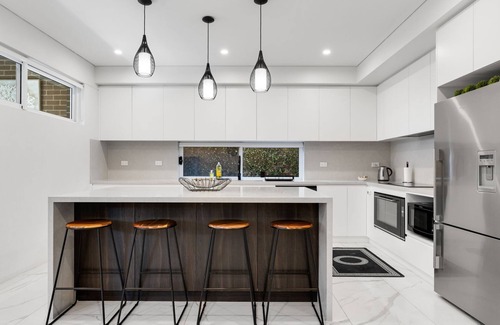 Lidcombe House | Modern House near Sydney Olympic Park