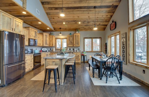 Nevis House | Modern Lakeside Chalet on Crow Wing Chain w/Dock!