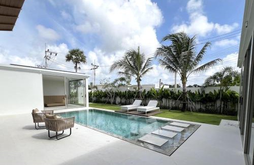 Thep Kasattri Villa | Modern Luxury 4 Bedroom Villa-Bangtao Beach