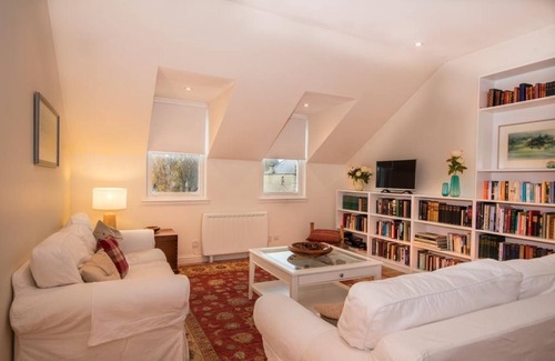 Dornoch Apartment | Modern luxury apartment overlooking the main square in Dornoch.