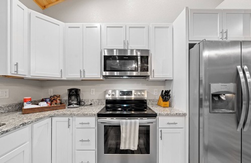 Almond Cabin | Modern Luxury Cabin in Bryson City!
