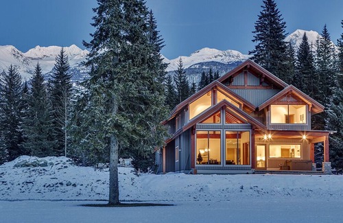 Whistler House | Modern Luxury Home in Whistler
