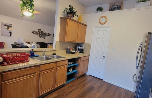 Denton Apartment | Modern Luxury Room W/Jacuzzi, Near TWU/UNT and Denton Square