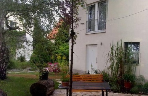 Altglienicke Apartment | Modern maisonette apartment in a quiet location