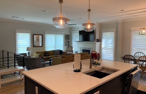 Country Club House | Modern Miss - Inviting, modern home 5 minutes from the Square and Ole Miss.