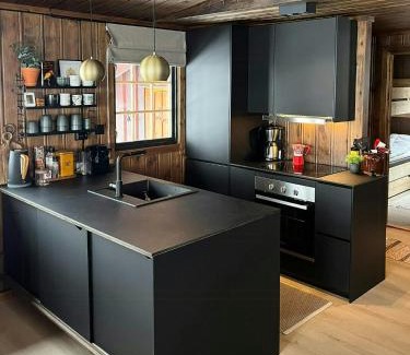 Vikberget House | Modern Mountain Cabin With Views Over Slokovannet