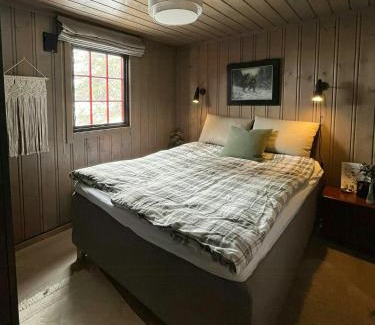 Vikberget House | Modern Mountain Cabin With Views Over Slokovannet