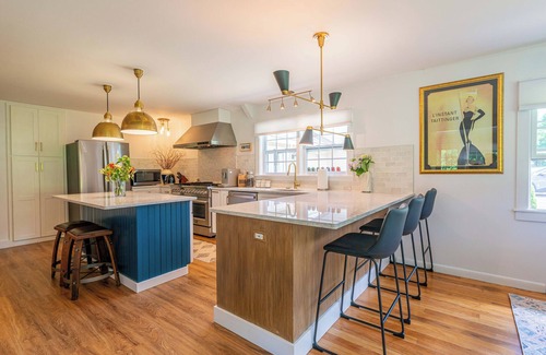 Manchester Center Apartment | Modern Mountain Retreat w/Chef’s Kitchen