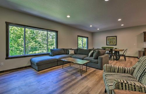 Lake Shore House | Modern Nisswa Escape with Deck Walk to Gull Lake!