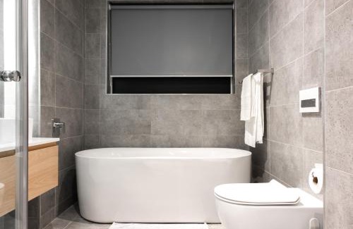 Three Anchor Bay Apartment | Modern Oasis in Sea Point