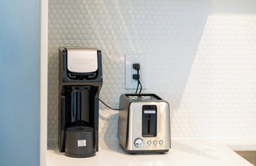 Kitchener Condo | Modern Penthouse in Central KW