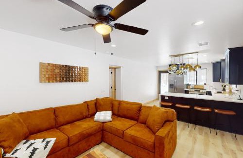 Pinetop House | Modern Pine Sanctuary