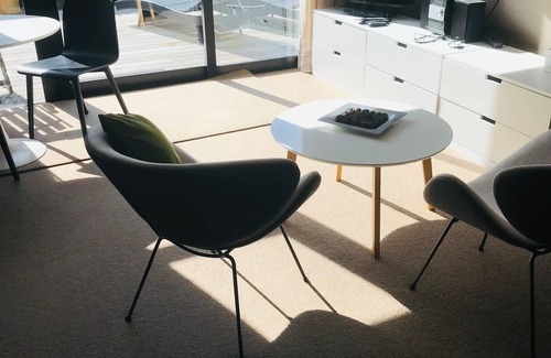 Redcliffs Apartment | Modern, quiet comfort for two