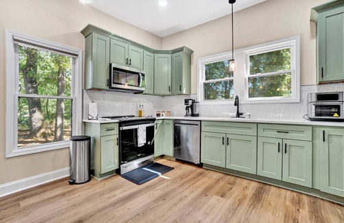 Piedmont Other | Modern Remodeled Farmhouse - Great Location