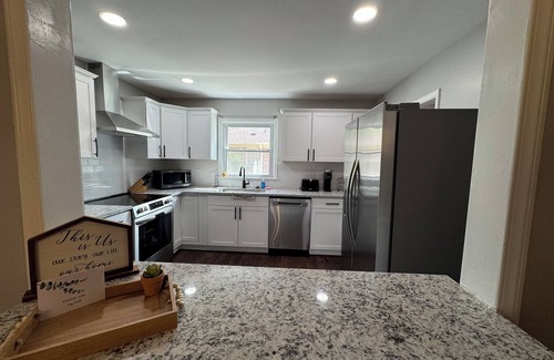 Greensboro House | Modern Retreat in Greensboro