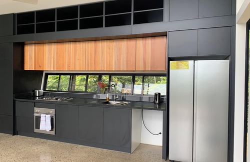 Tres Rios House | Modern Retreat with Stunning Views in Beautiful Nature Setting