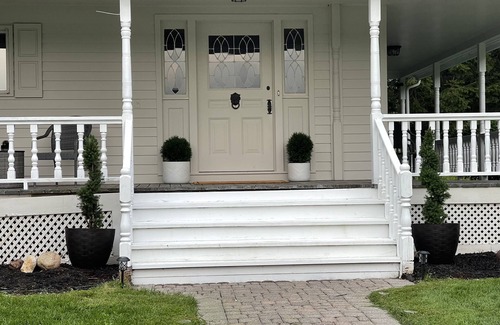 Wells Bridge Ski Chalet | Modern Rustic 5 Bedroom Home In the Foothills of the Catskills Mountains. 5 ⭐️
