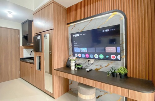 Kedungmanggu Apartment | Modern Scandinavian Studio At Lrt City Sentul - Royal Sentul Park Apartment