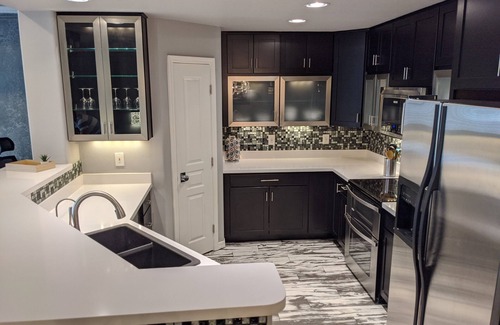 Kierland Condo | Modern Scottsdale Condo W/ Pool, Hot Tub, Kg Bed, Gym, & BBQ