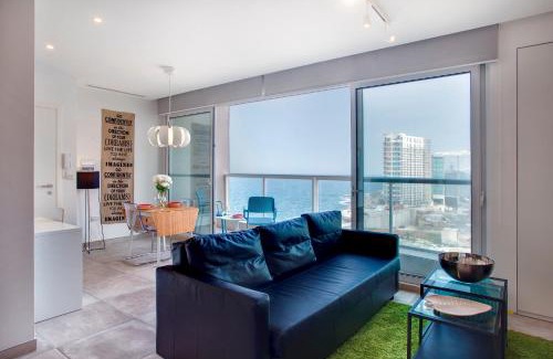 Sliema Apartment | Modern Seaview Apartment In a Prime Location