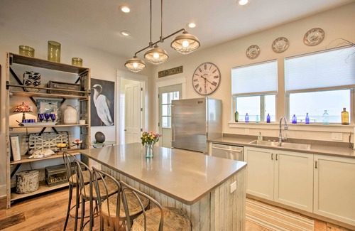 Slidell House | Modern Slidell Home w/Private Fishing Dock!