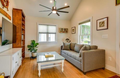 Solomons House | Modern Solomons Cottage Rental - Walk to Island!