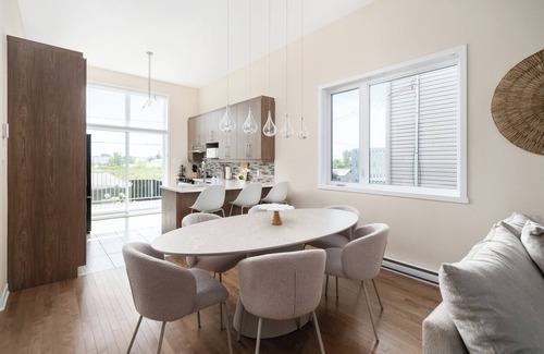 Laval House | Modern & Spacious 2BR in Laval | Near Airport + Free Parking