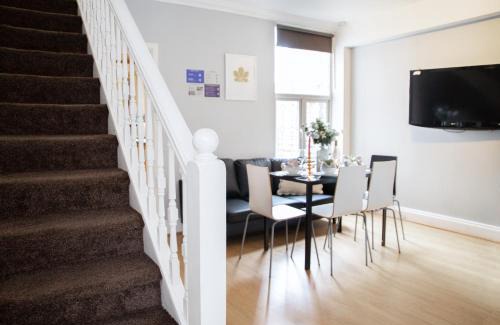 Luton Apartment | Modern, Spacious Home Ideal for Work Teams and Groups