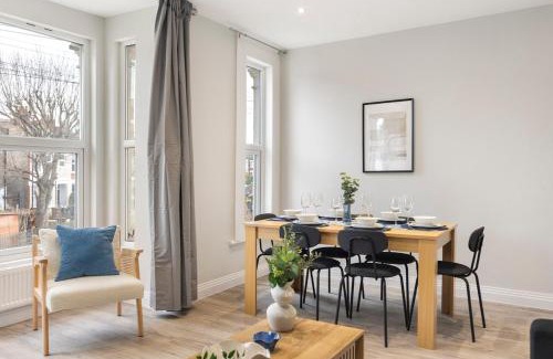 Bruce Grove Apartment | Modern Stay Next Hotspur Stadium & transport slp7