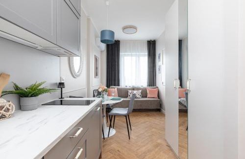 Mokotow Apartment | Modern studio AC Batorego by VAYA STAYS