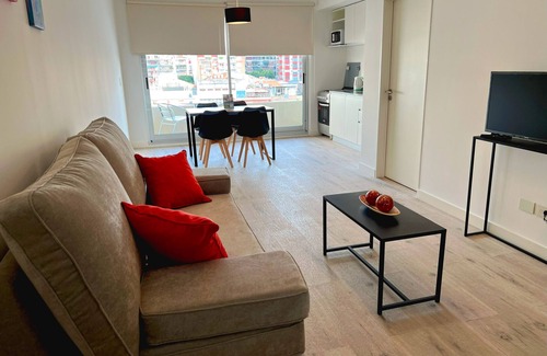 Almagro Apartment | Modern studio apartment with balcony in Almagro
