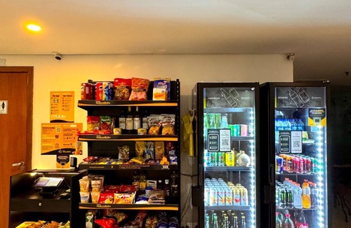 Centro Apartment | Modern studio in the heart of Belo Horizonte! With rooftop and sauna (entire apartment)