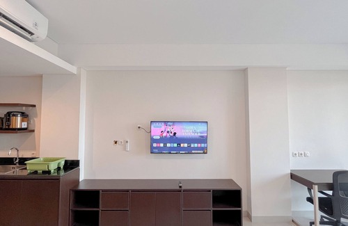 By Pass Ngurah Rai Apartment | Modern Studio (No Kitchen) Apartment at Skales Residence Nusa Dua Bali