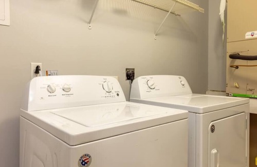 Osage Apartment | Modern, stylish/comfortable 2-bedroom apartment