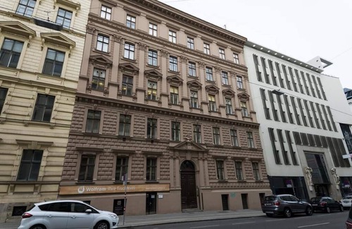 Alservorstadt Apartment | Modern Suite City Center