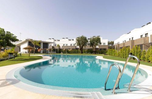 San Roque House | Modern Townhouse on San Roque Golf Club