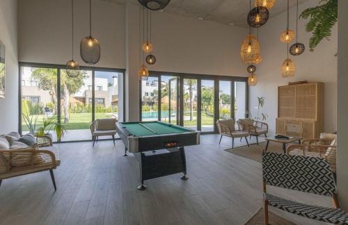 San Roque House | Modern Townhouse on San Roque Golf Club