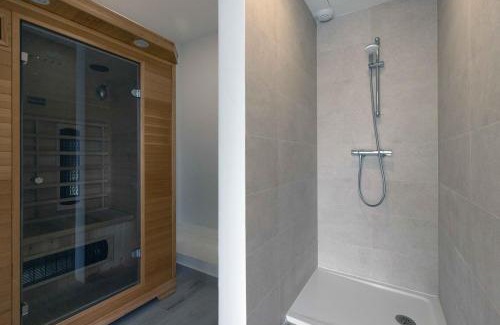 San Roque House | Modern Townhouse on San Roque Golf Club