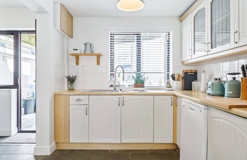 Turnchapel House | Modern Townhouse w/Waterside Views, Turnchapel