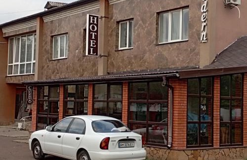 Dobrovelychkivka Hotel | Modern