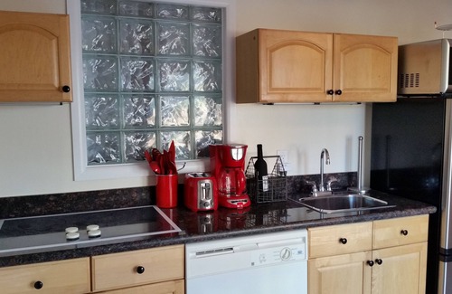 Glendale House | Modern Updated Guest House in Great North Glendale AZ Location