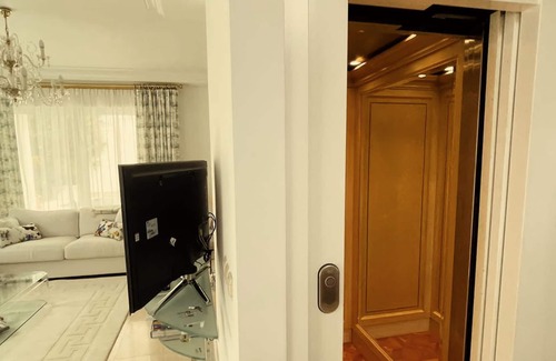 Cap-Ferrat Villa | Modern Villa