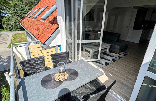 Zingst Apartment | Modern vacation apartment in the first row on the beach of Zingst with balcony