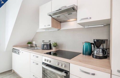 Loddin Apartment | Modern vacation apartment in Loddin with garden, WLAN & barbecue - quiet, close to the beach, mod