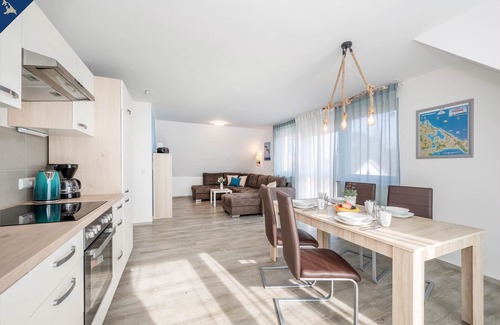 Loddin Apartment | Modern vacation apartment in Loddin with garden, WLAN & barbecue - quiet, close to the beach, mod